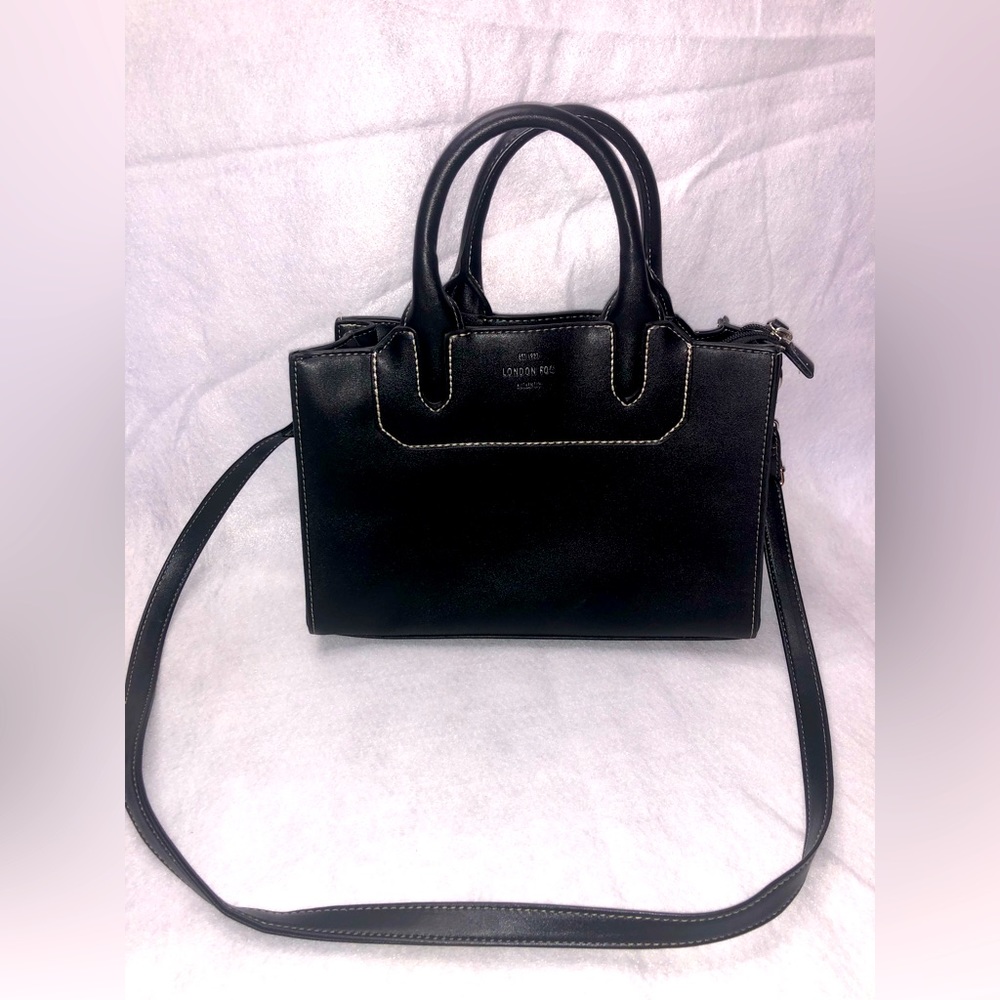 London Fog black leather purse